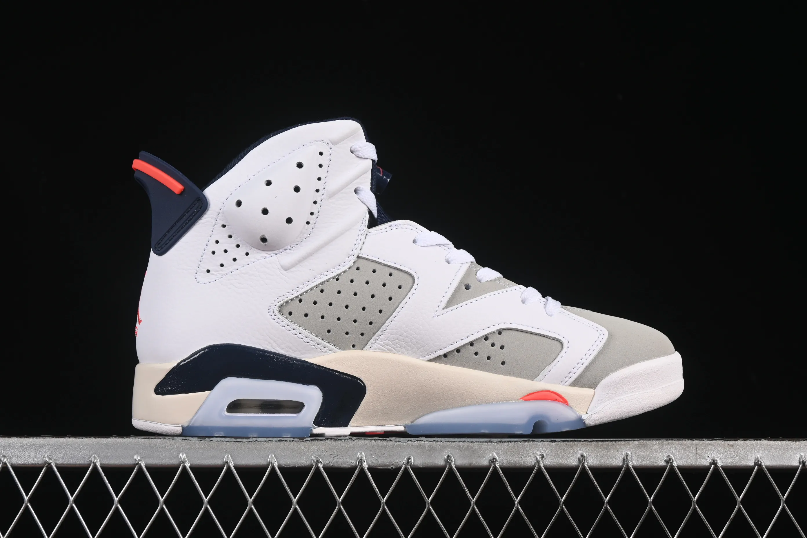 All categories Air Jordan Jordan series basketball shoes Air Jordan 6 F version Air Jordan 6 Retro "Tinker" AJ6 Joe 6 manuscript infrared 384664-104